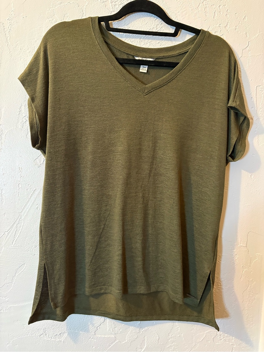 Orvis Olive Green V-Neck Short Sleeve Top Casual